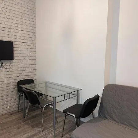 Hotel apartamentowy Golebia-plus 3*